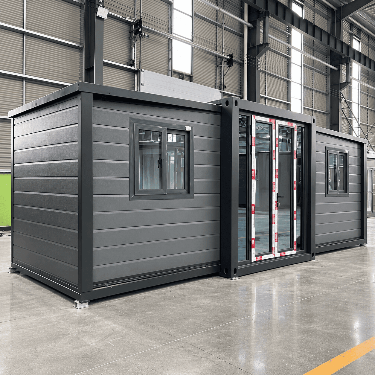 Casa Box Casa contenedor expandible negra de 10 pies para oficina contenedora